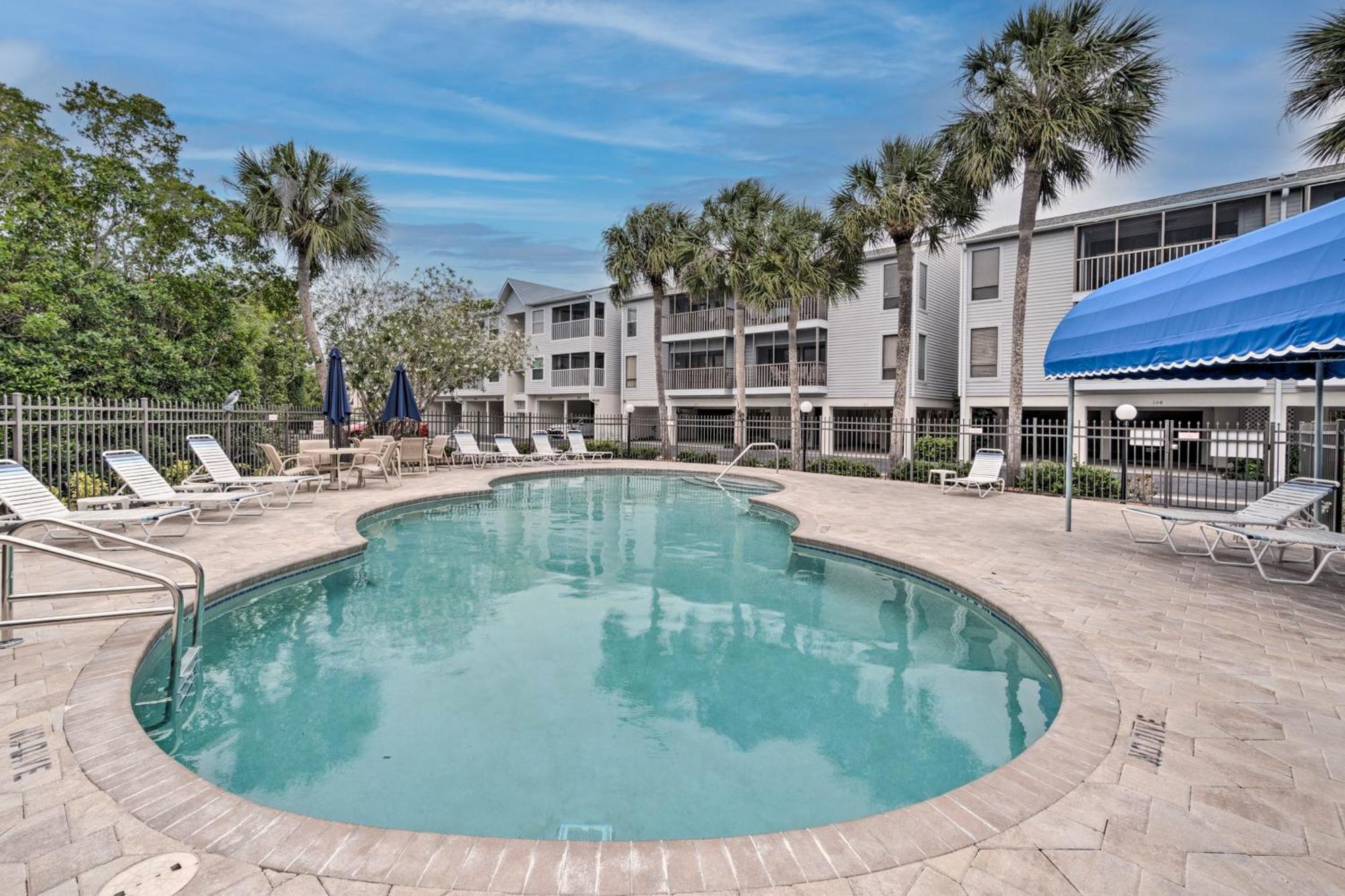 Condo With Pool And Gulf Access On Anna Maria Island! Holmes Beach Kültér fotó